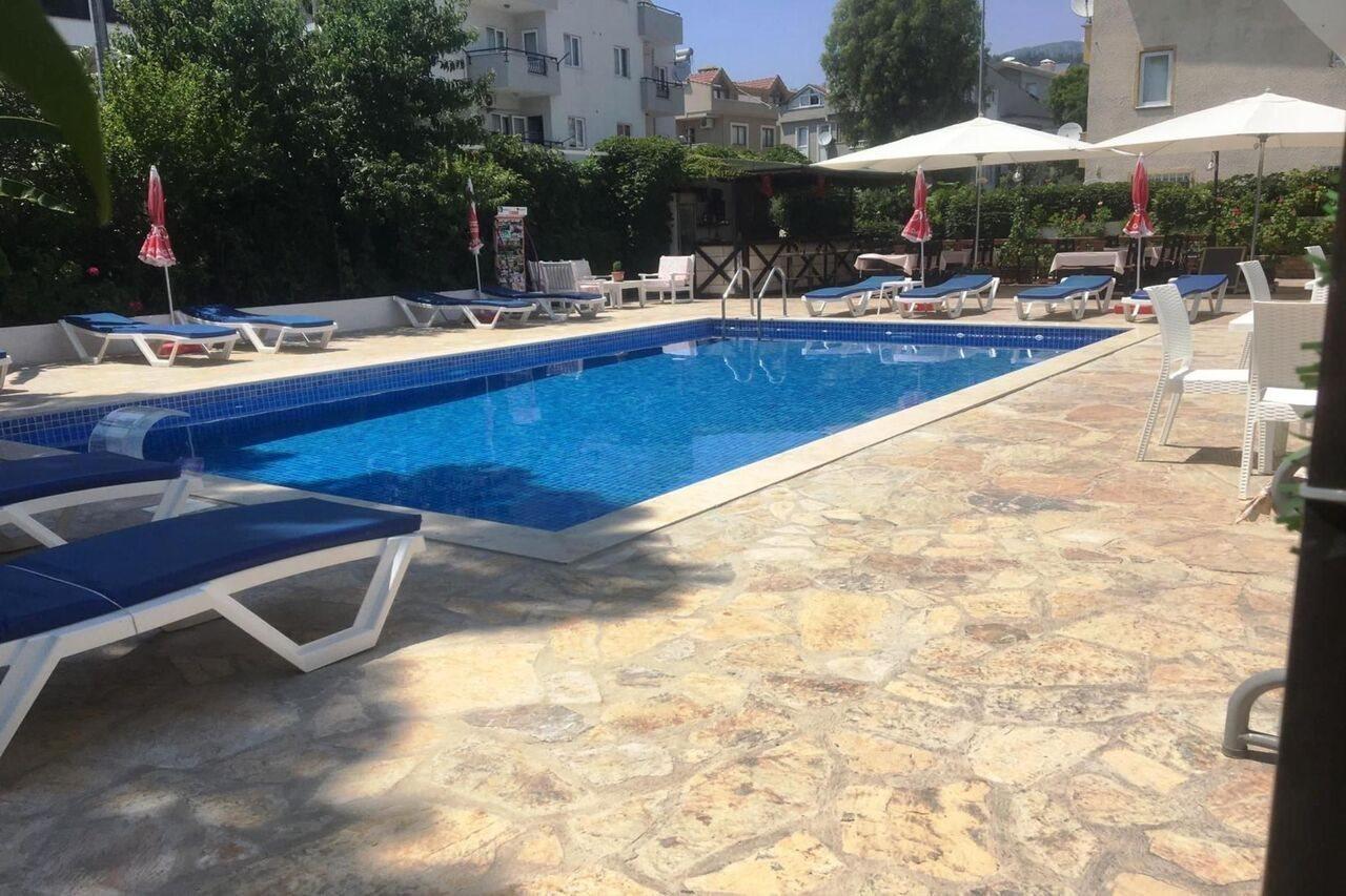 Uenver Hotel Adana Bagian luar foto