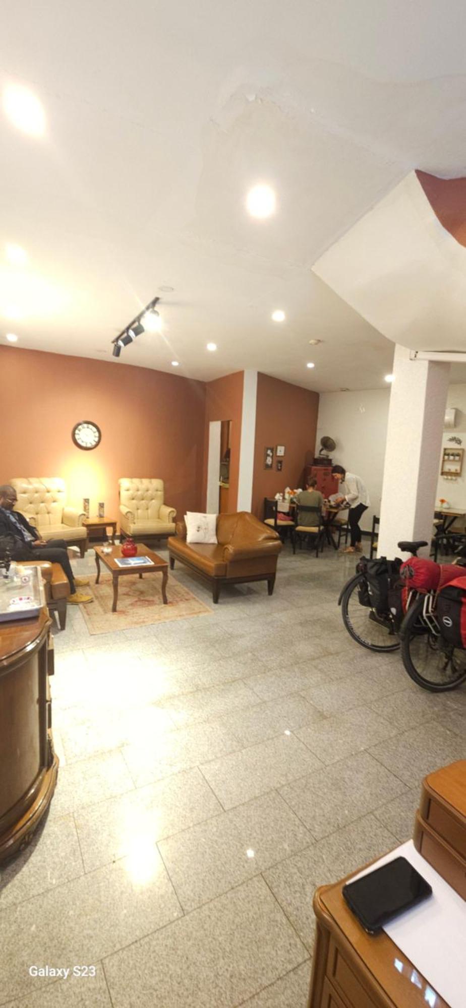 Uenver Hotel Adana Bagian luar foto
